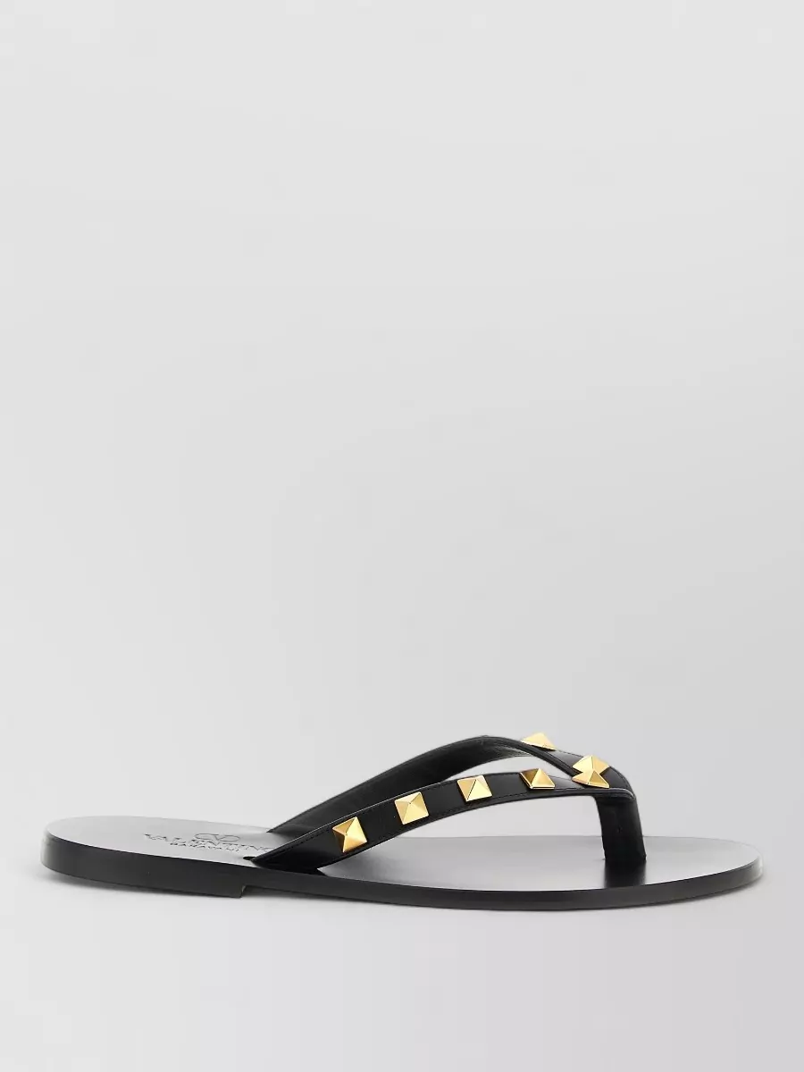 Valentino Garavani leather rockstud thong sandals