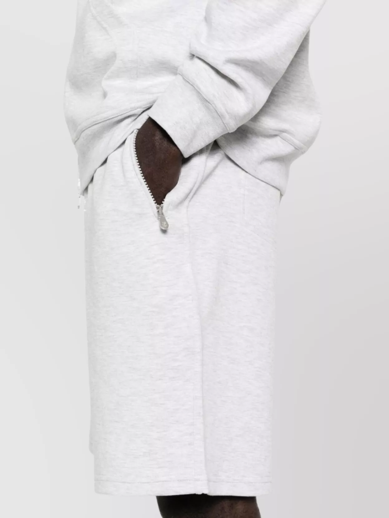 Brunello Cucinelli Bermuda Shorts In Cotton Blend Jersey Texture