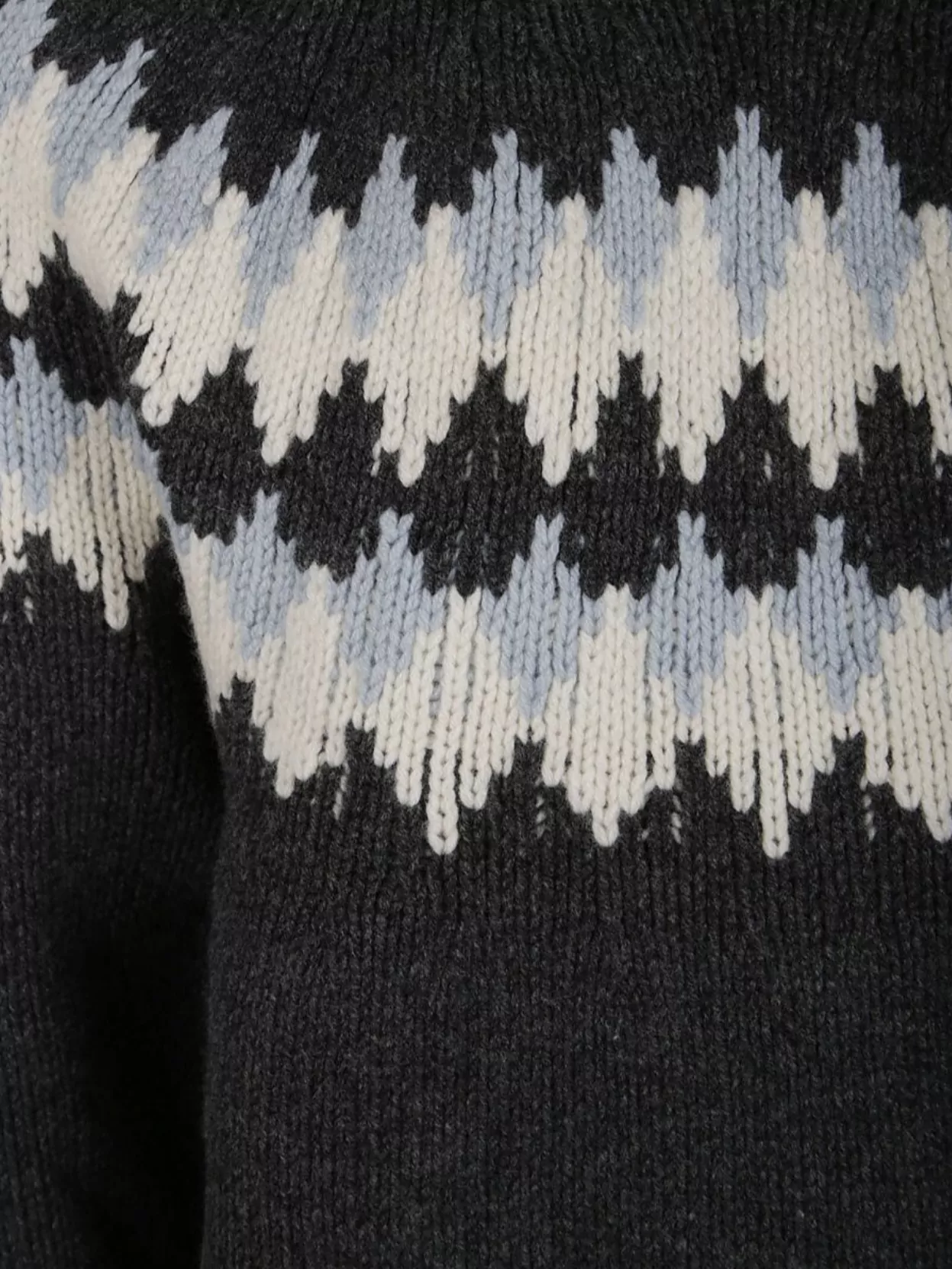 Alanui Winter Knitwear Featuring Geometric Design
