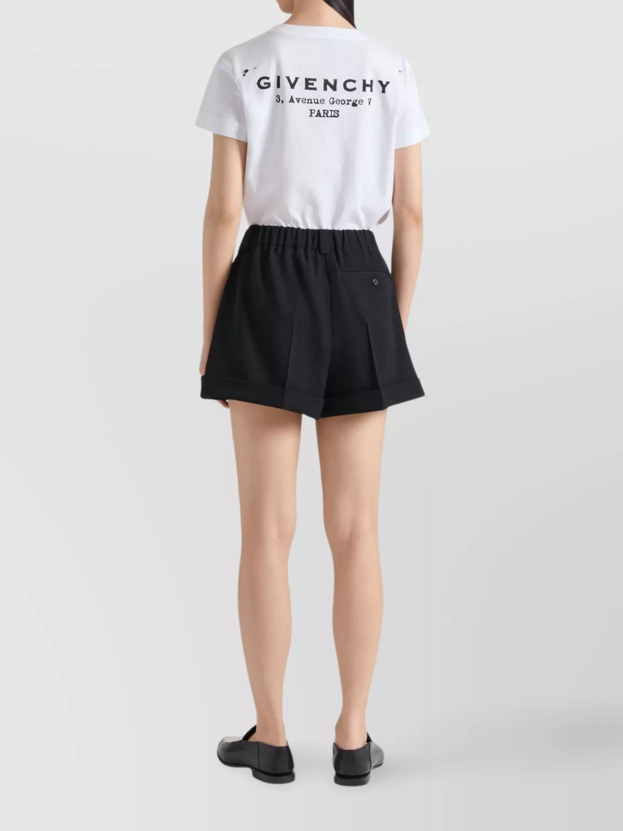 Givenchy Tailored Pleated Wool Shorts Pockets In Black