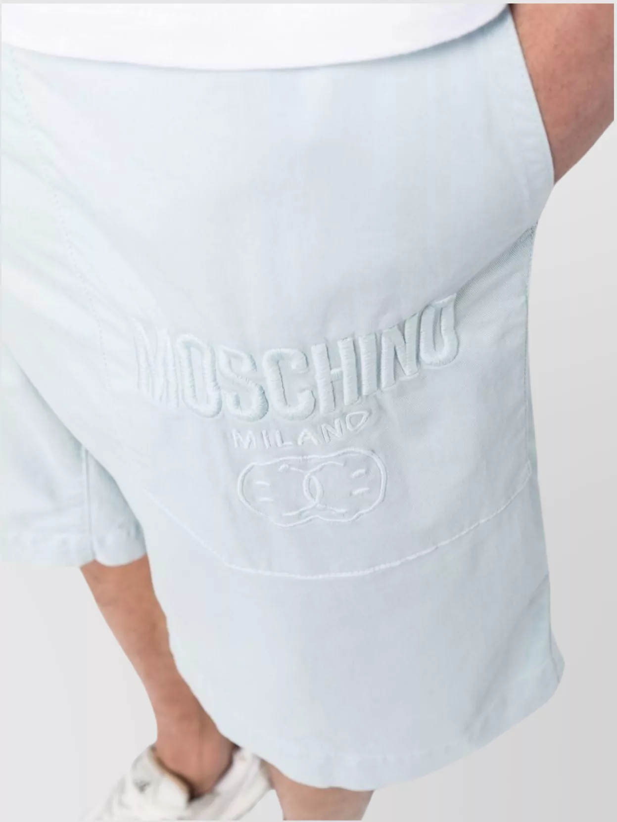 Moschino Knee-Length Stretch-Cotton Shorts With Belt Loops And Pockets