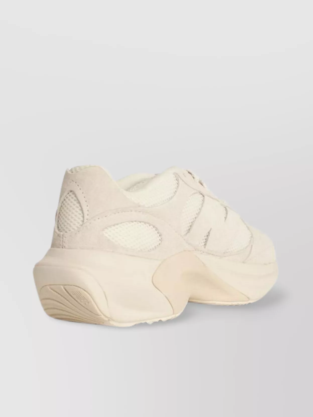 New Balance Chunky Sole Mesh Panels Suede Overlays Sneakers