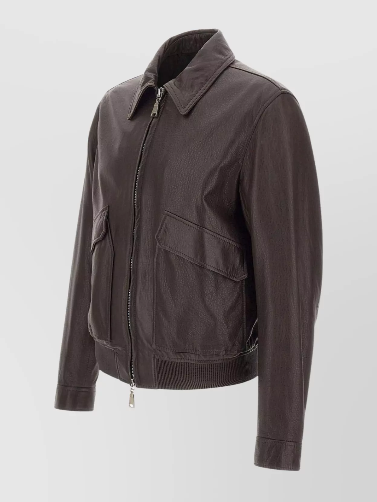 Tagliatore Leather Jacket With Collared Design And Front Pockets