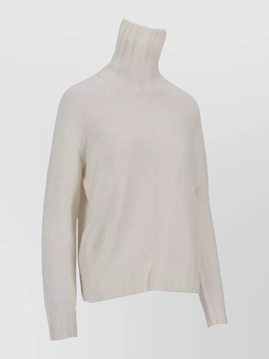 La Rose H-Neck Jumper