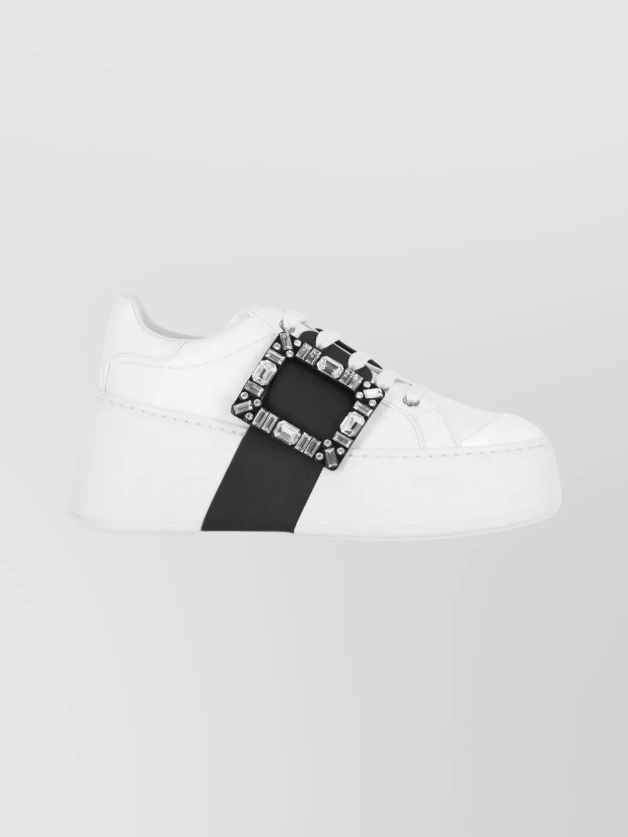 Roger Vivier Stylish Low Top Sneakers With Platform Sole