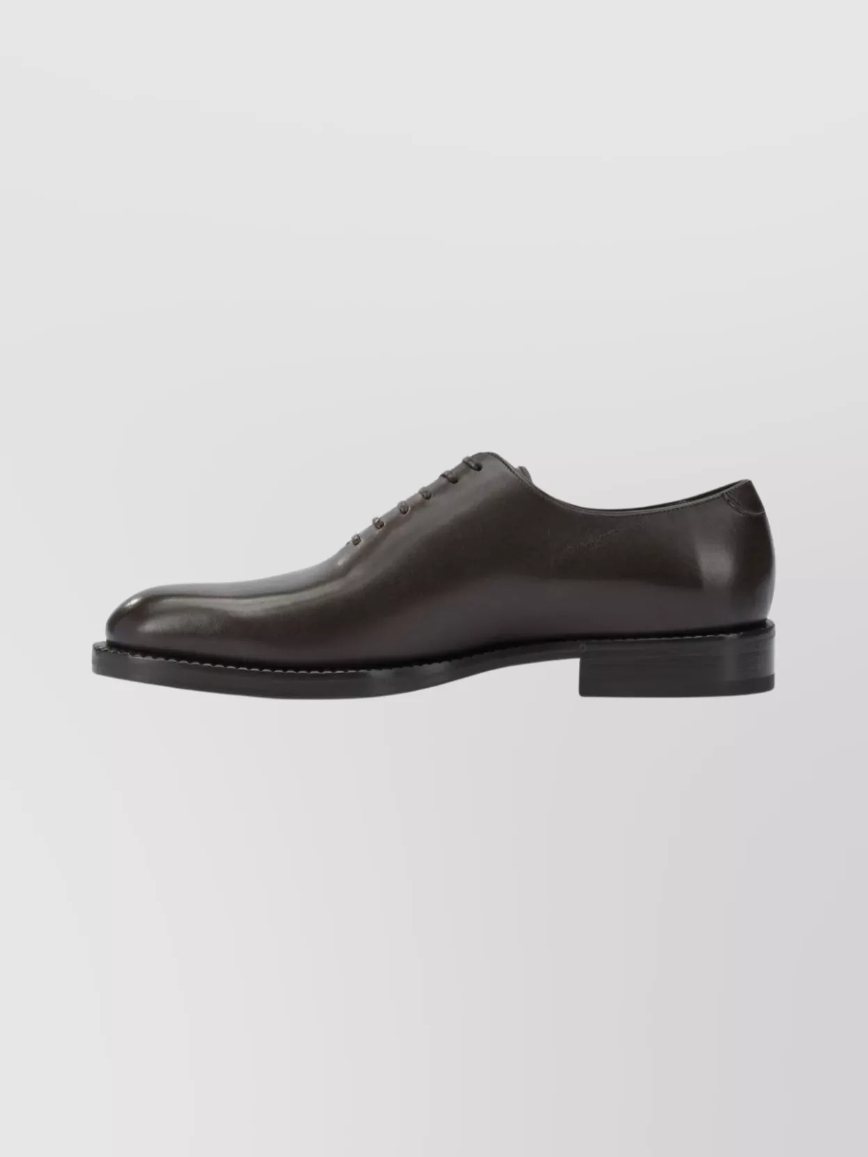Ferragamo Round Toe Leather Lace-Up Footwear