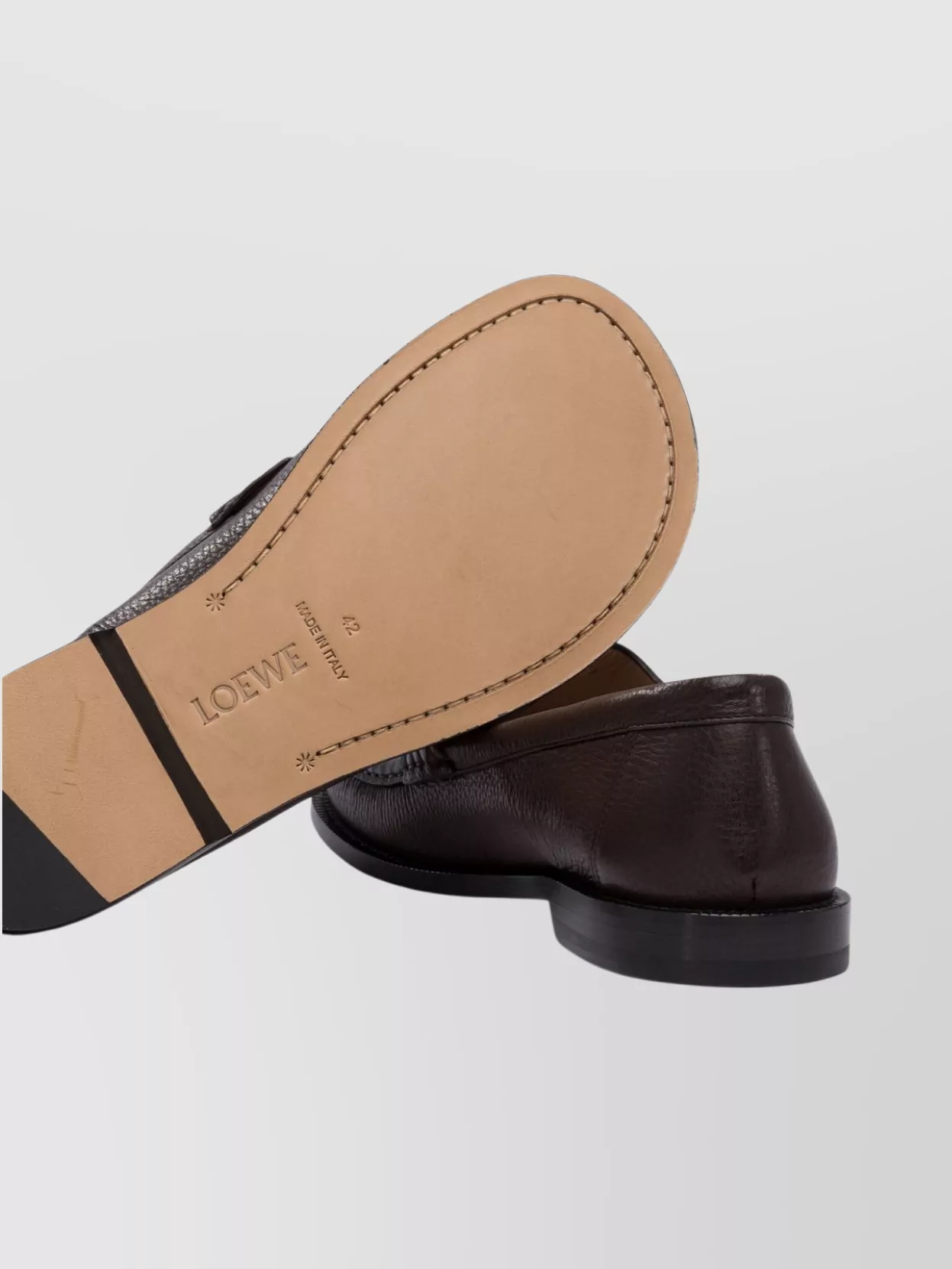 Loewe Campo Loafers With Round Toe And Leather Sole