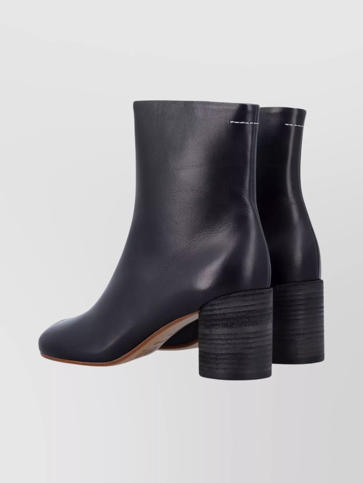 Mm6 Maison Margiela Ankle Boot With Block Heel And Round Toe In Black