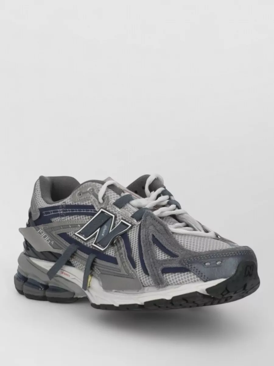 New Balance leather mesh low-top sneakers