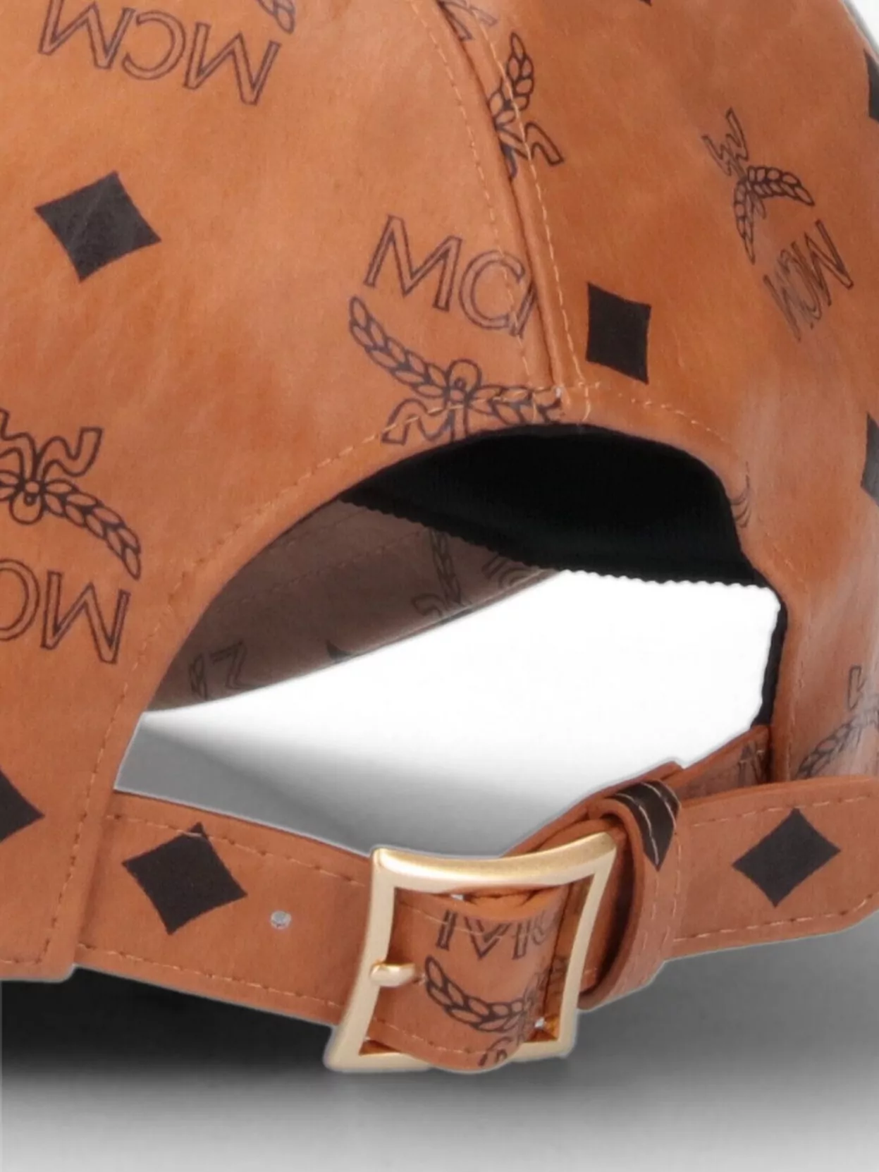 Mcm Casual Buckle Detail Curved Brim Hat