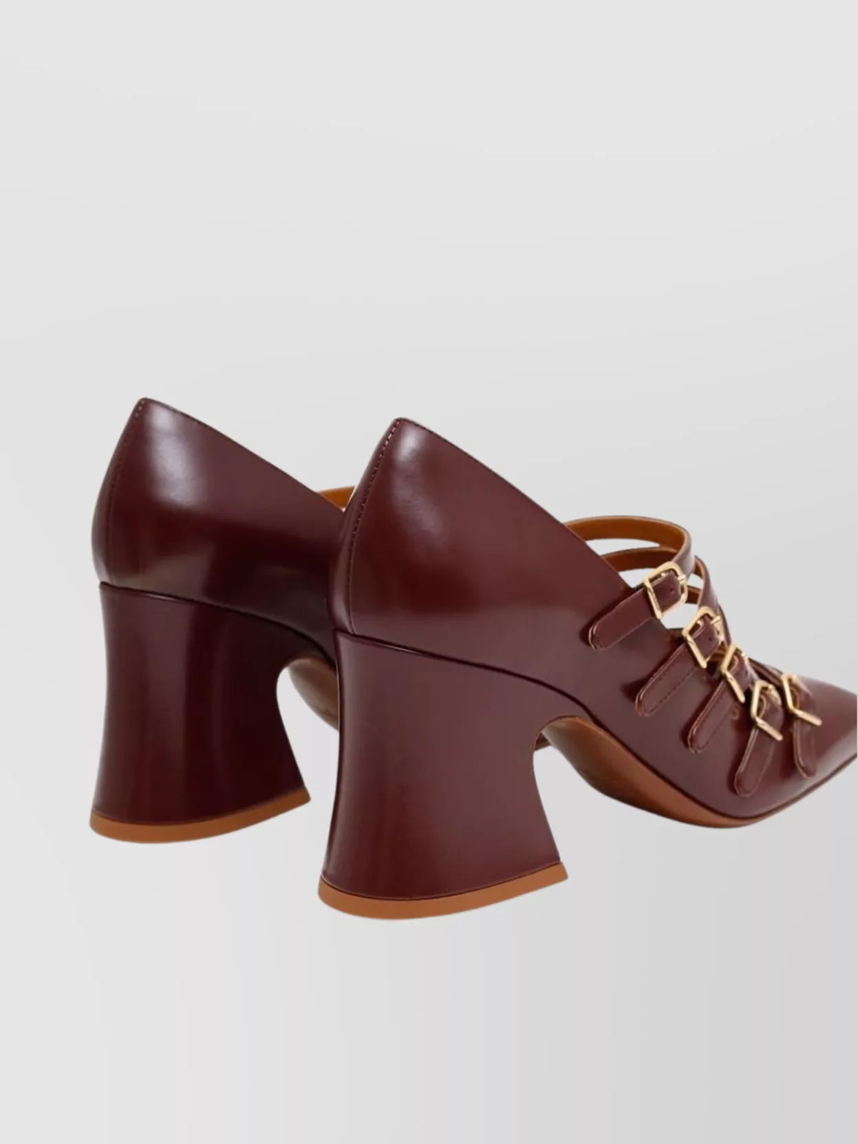Chloé Glossy Block Heel Pumps With Buckle Straps