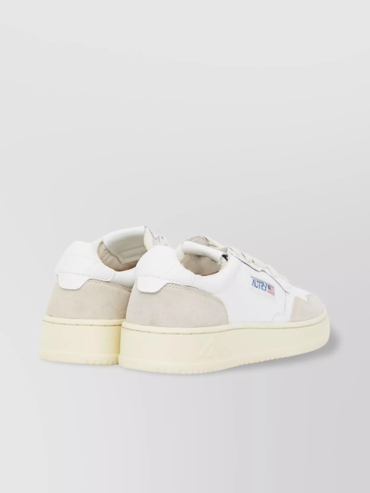 Autry Medalist Low Top Leather Sneakers