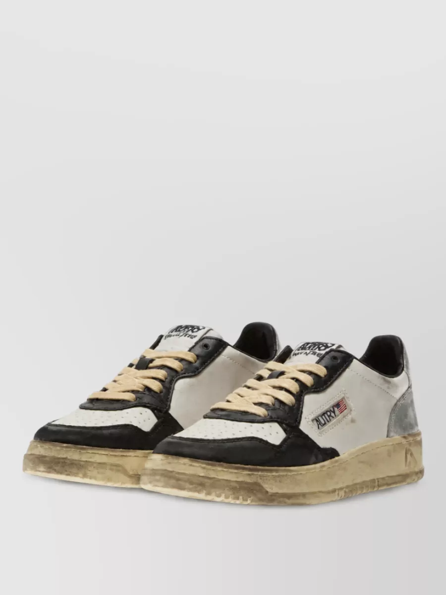Autry leather lace-up sneakers