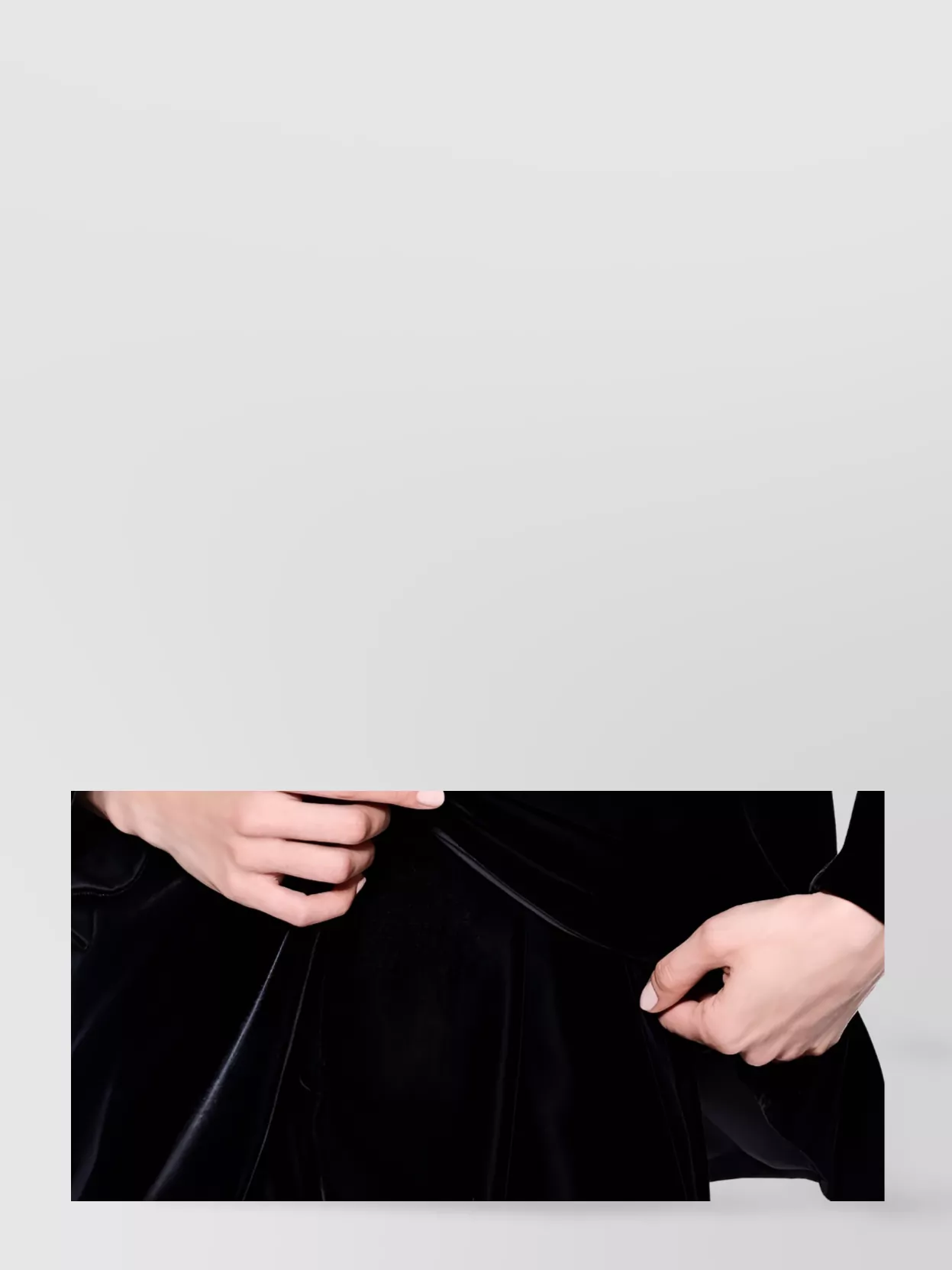 Giorgio Armani Velvet Blazer With Satin Lapel And Long Sleeves