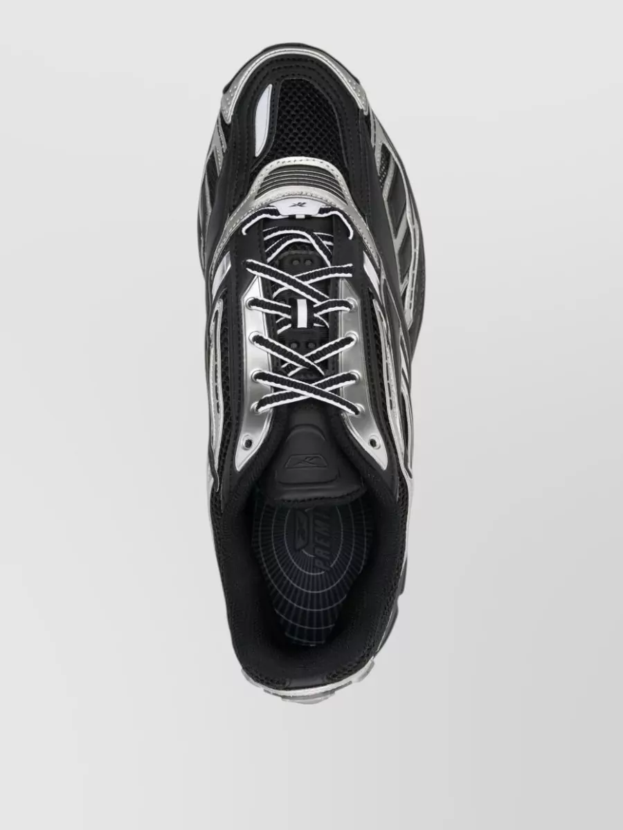 Reebok Low-Top Sneakers