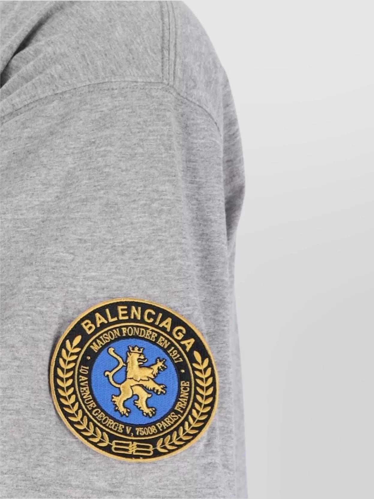 Balenciaga Crew Neck Patch Detail Unisex Design