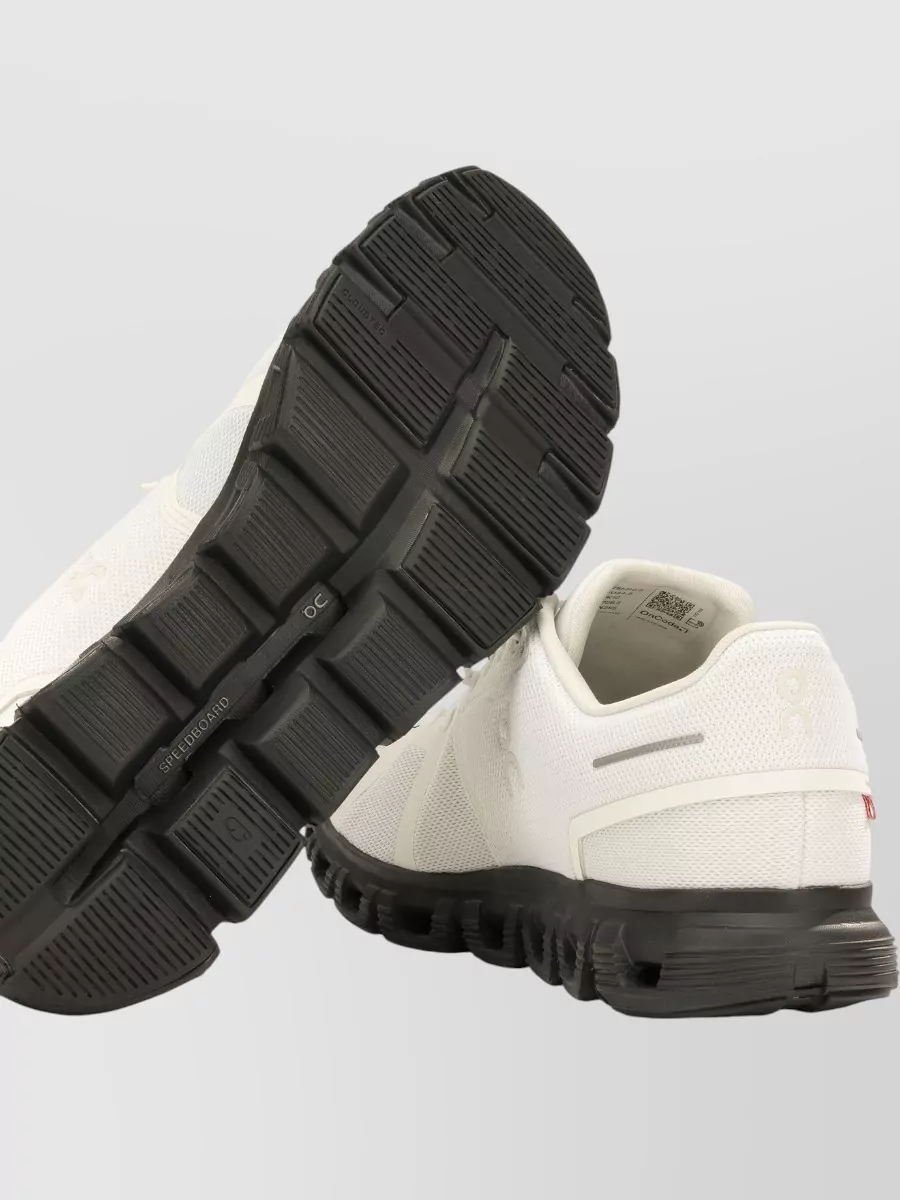 On Running Cloud 6 Low-Top Sneakers