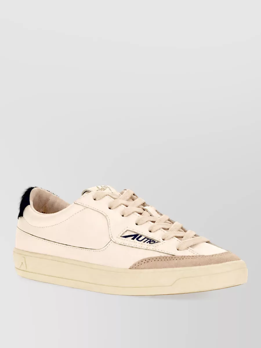 Autry leather lace-up sneakers