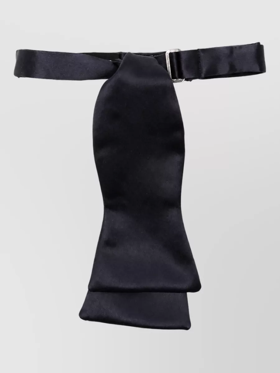 Giorgio Armani silk tie