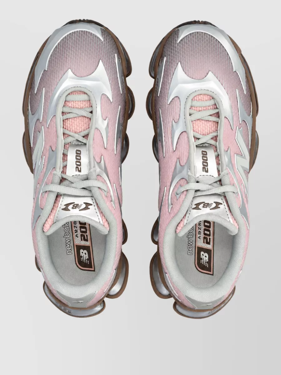 New Balance 2000 Low-Top Sneakers