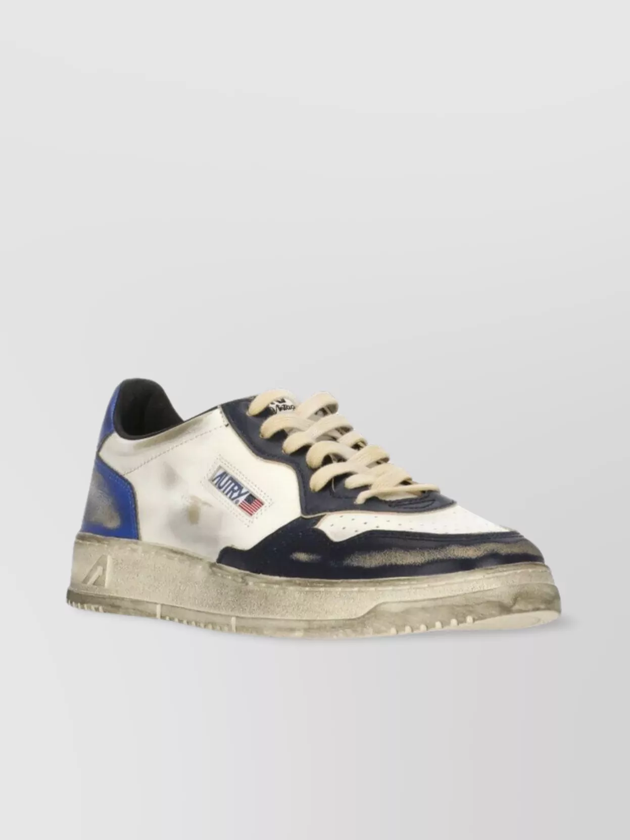 Autry Smooth Leather Low Top Sneakers