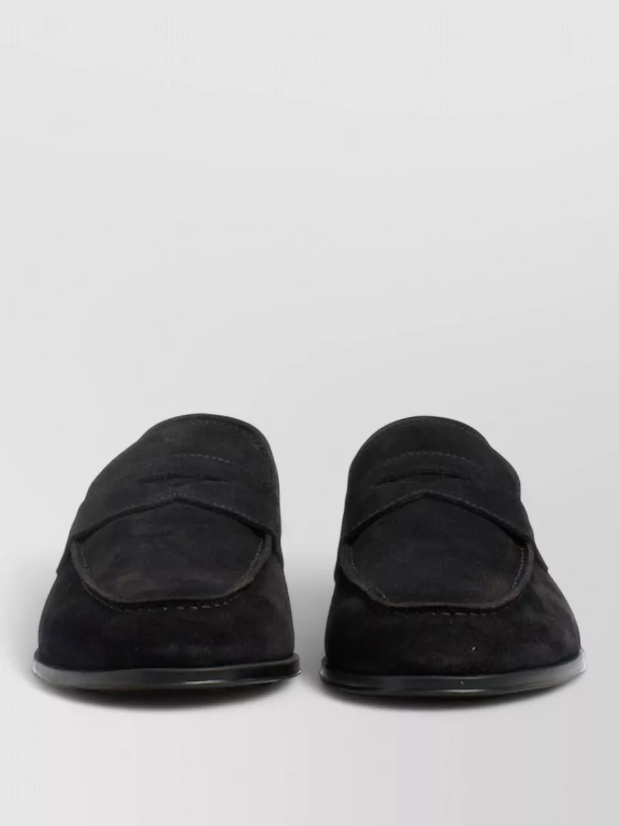 Doucal's suede loafers