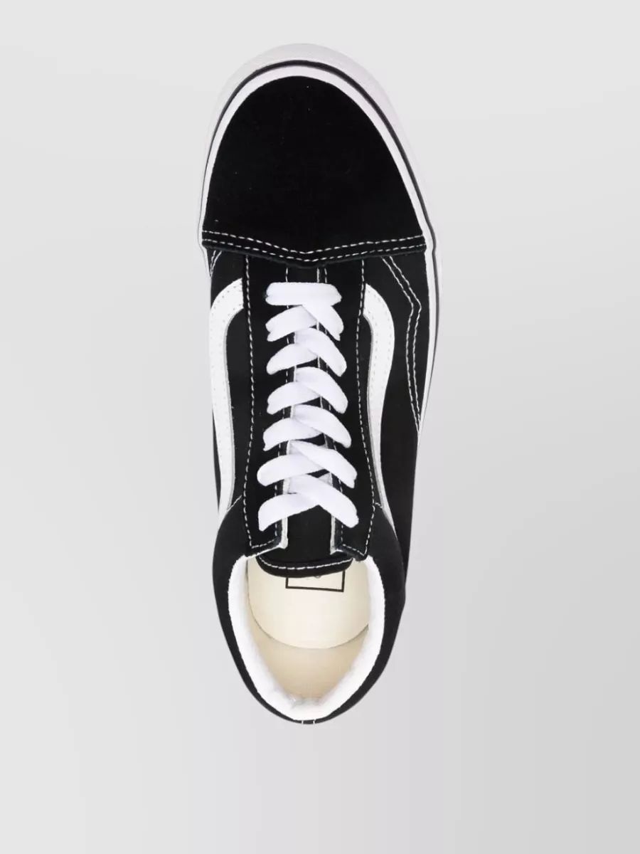 Vans Casual Low Top Sneakers With Appliqué Detail