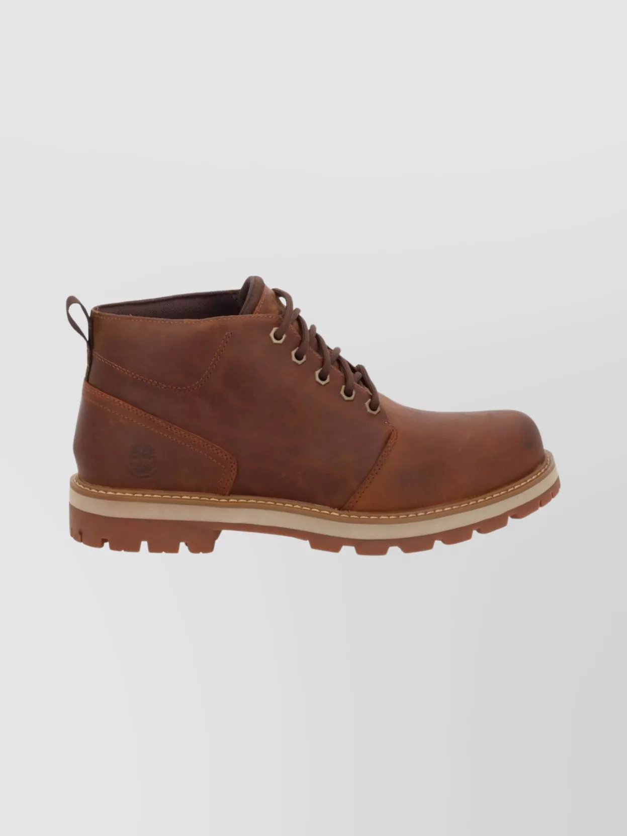 Timberland Round Toe Boots With Pull Tab And Rubber Sole