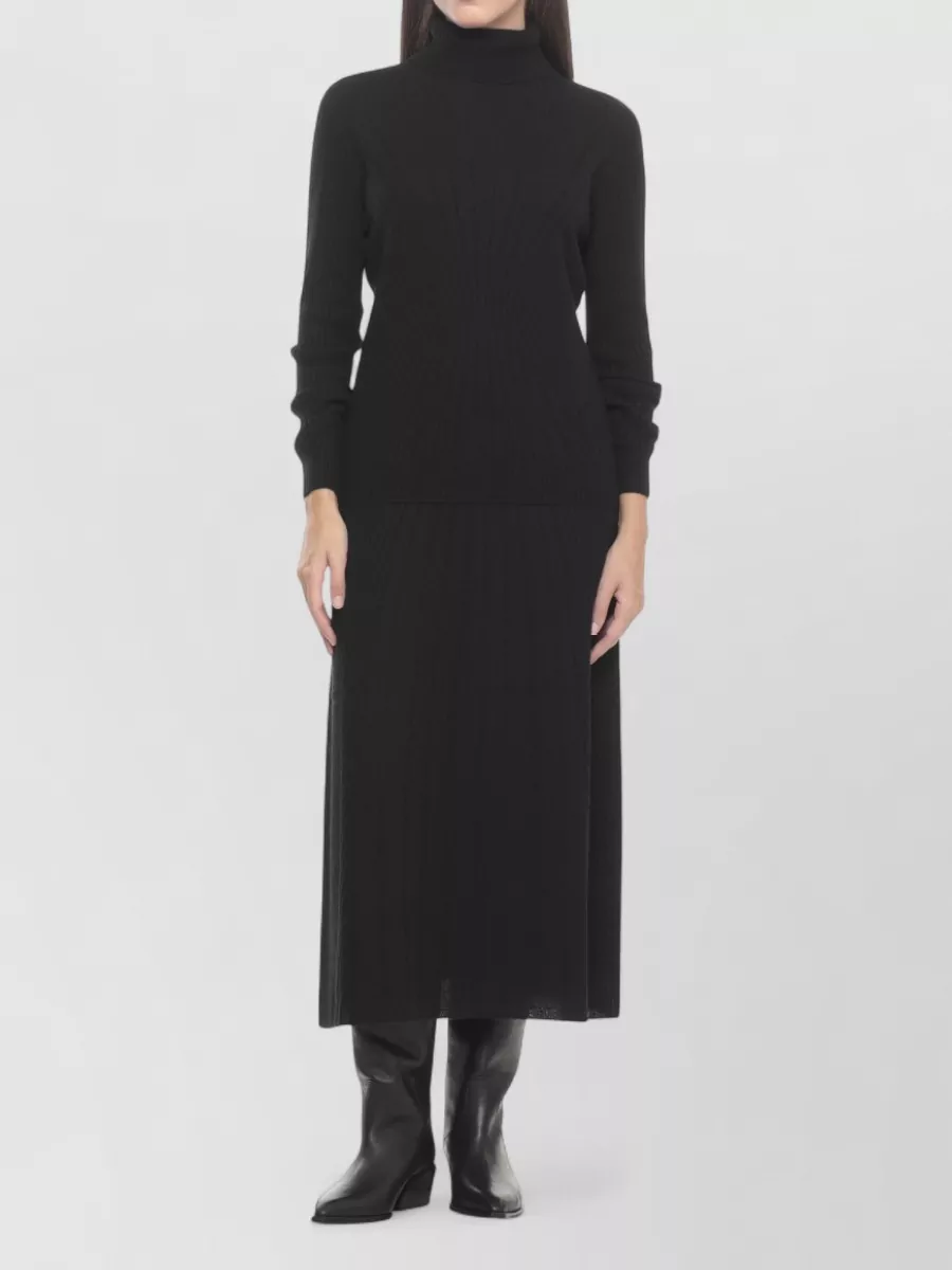 D.exterior Cashmere-Blend Crewneck Long-Sleeve Knitted Dress