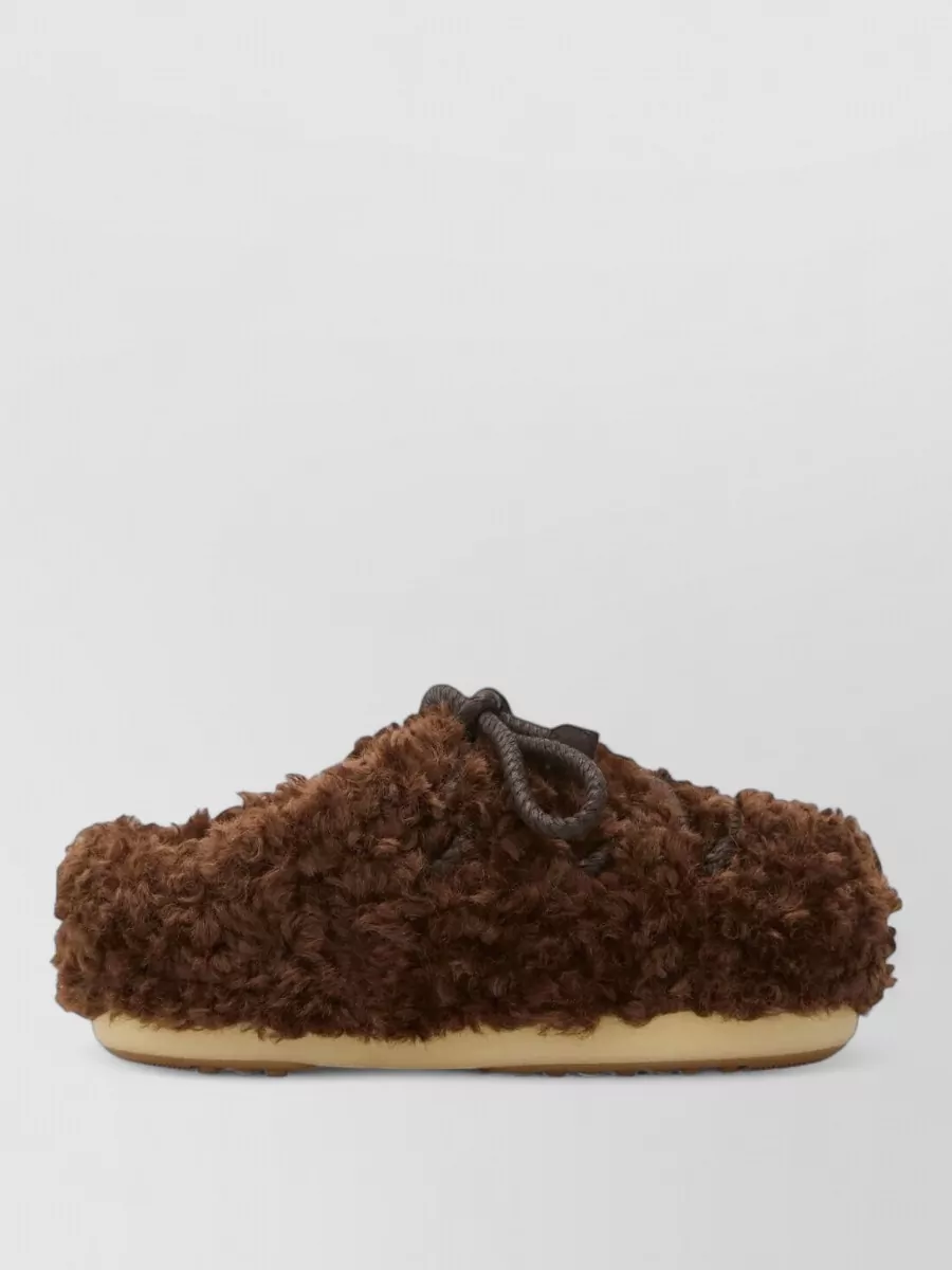 Moon Boot curly mules