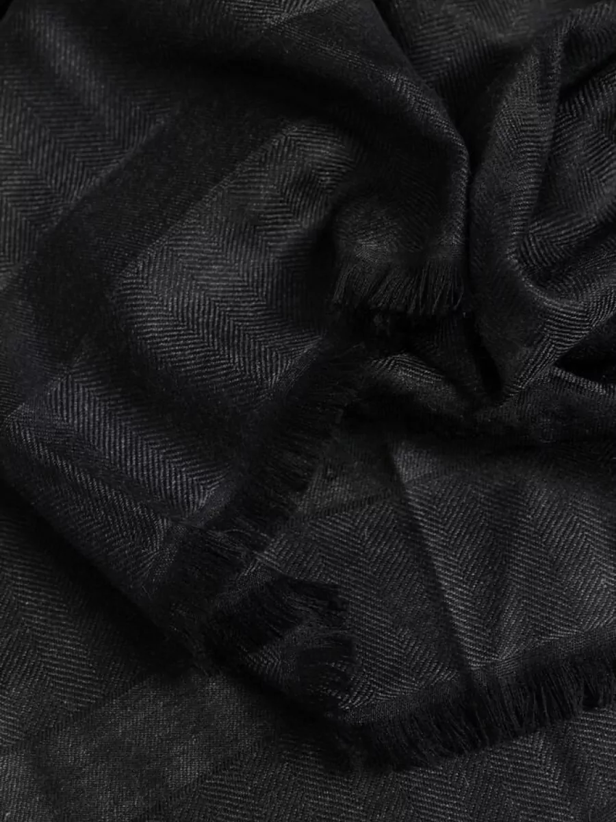 Dolce&Gabbana Cashmere Fringed Scarf