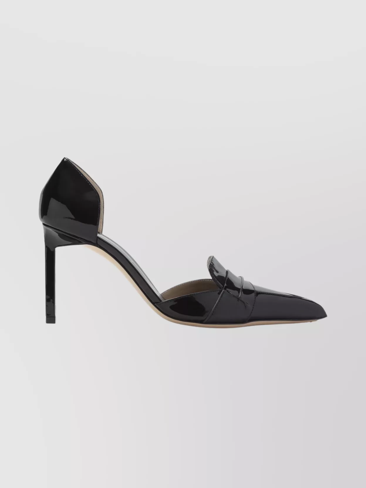 Tom Ford Stylish Pointed Toe Patent Finish Pumps In Black
