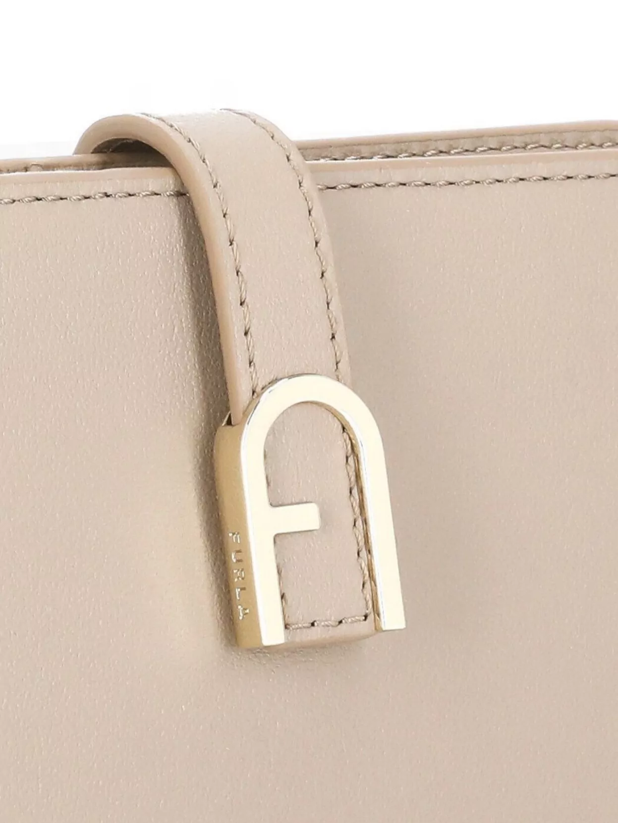 Furla Smooth Leather Wallet Fold-Over Flap