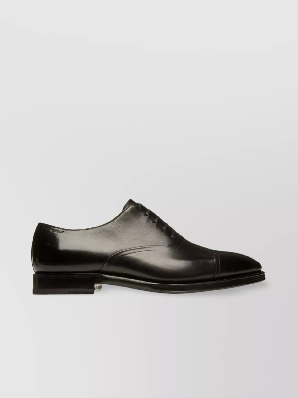 Bally Shelby Almond-toe Oxford Shoes In Black