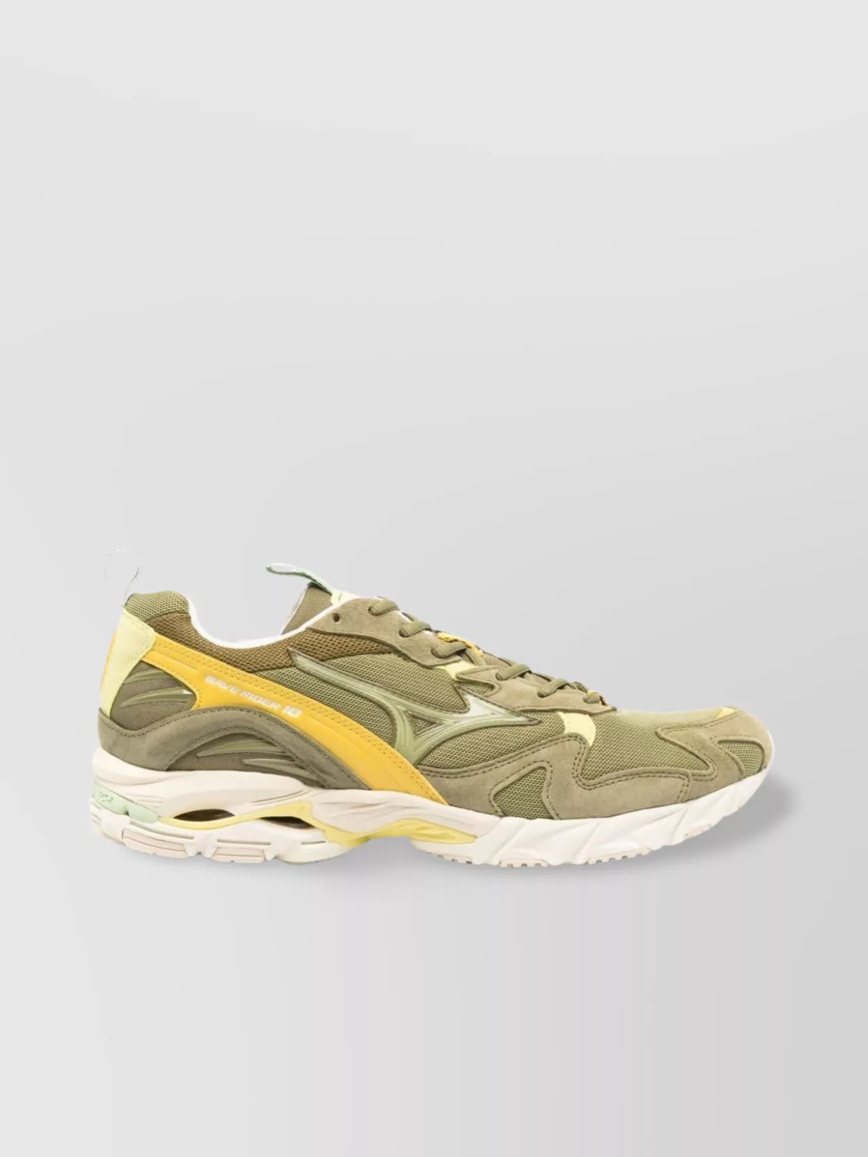 Mizuno Low Top Sneakers With Branded Heel Counter In Green