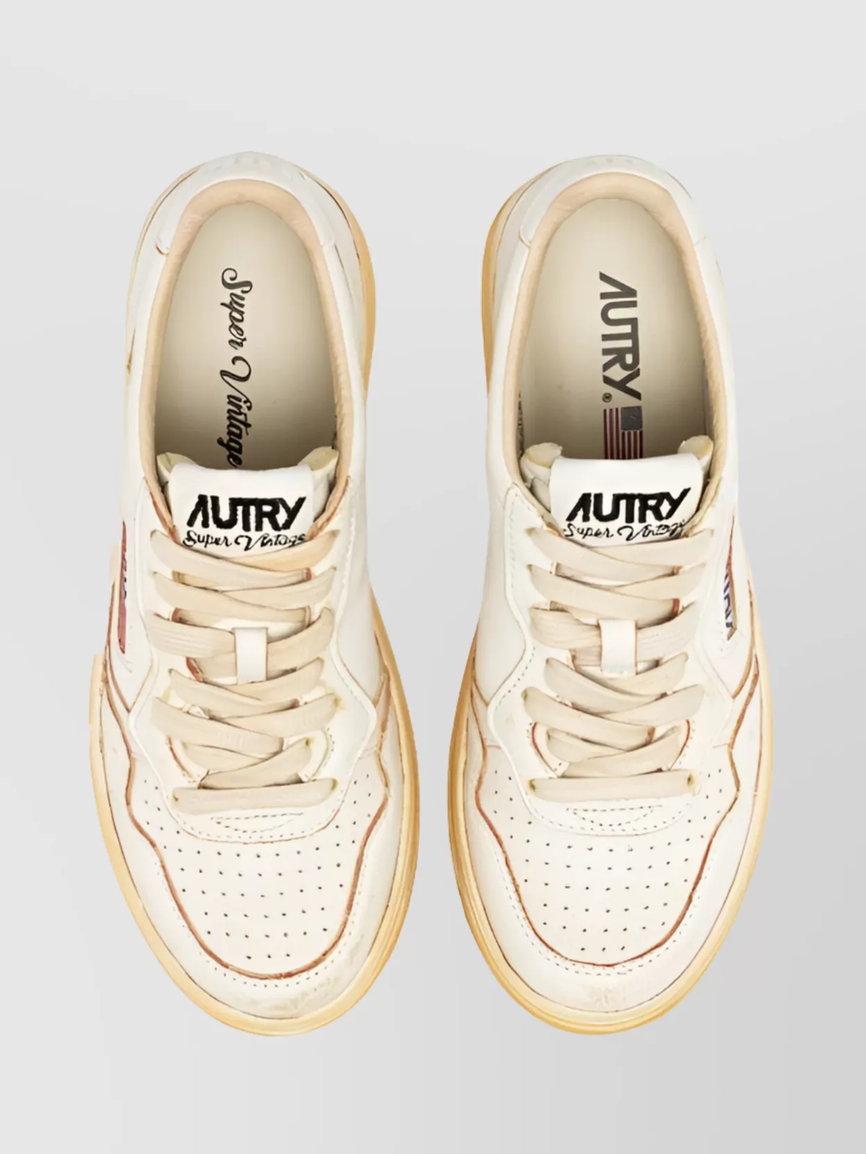 Autry Super Vintage Sneakers Distressed Finish In White