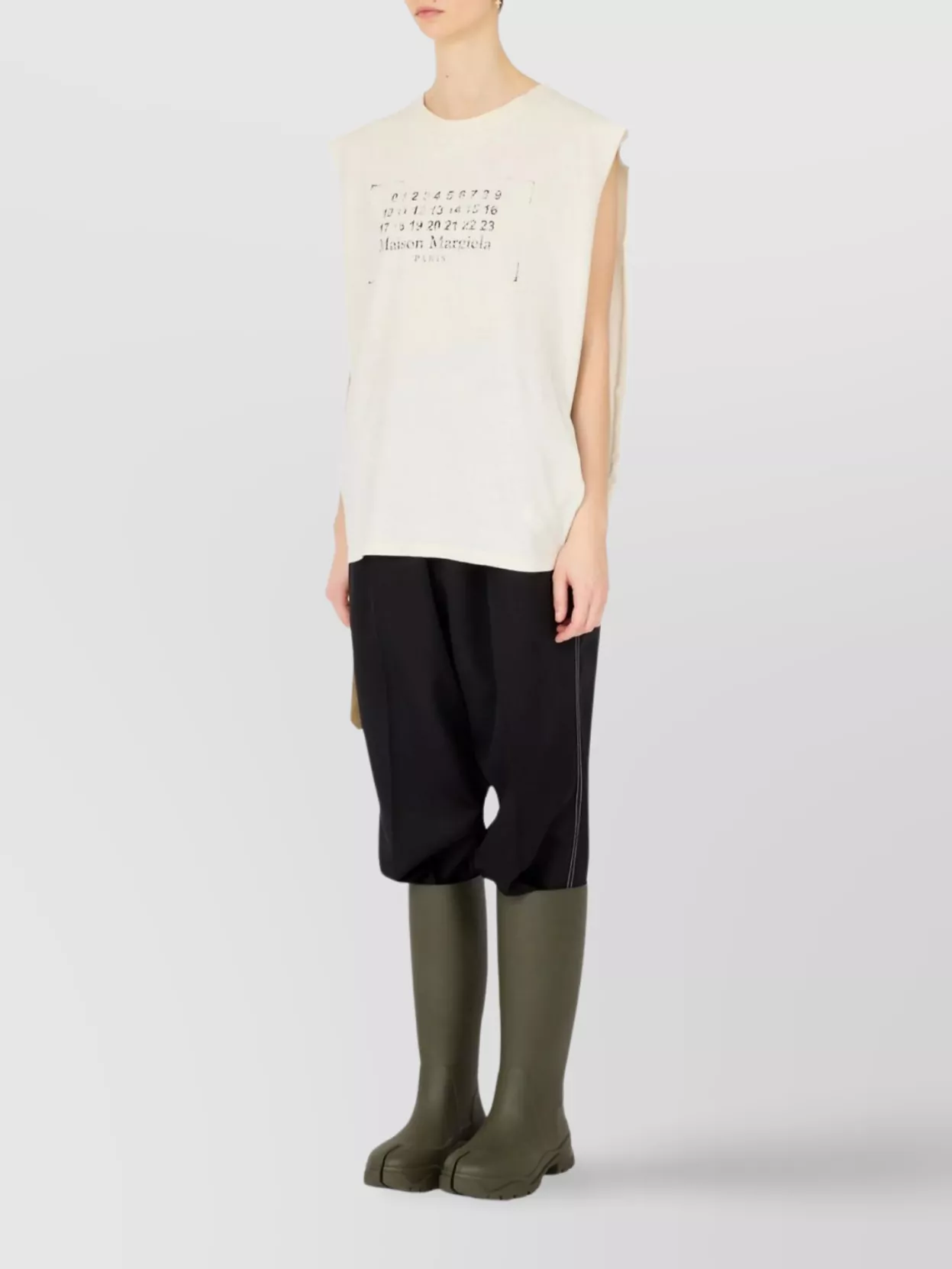 Maison Margiela Sleeveless Top With Crew Neckline Design