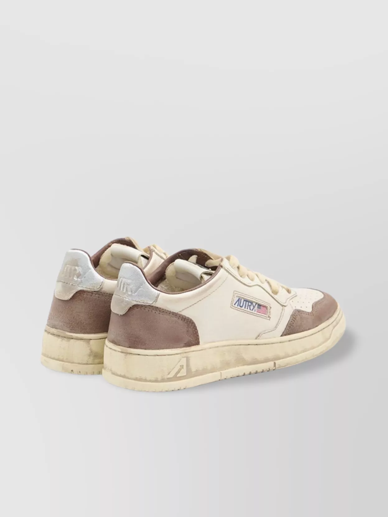 Autry Low Top Vintage Leather Sneakers