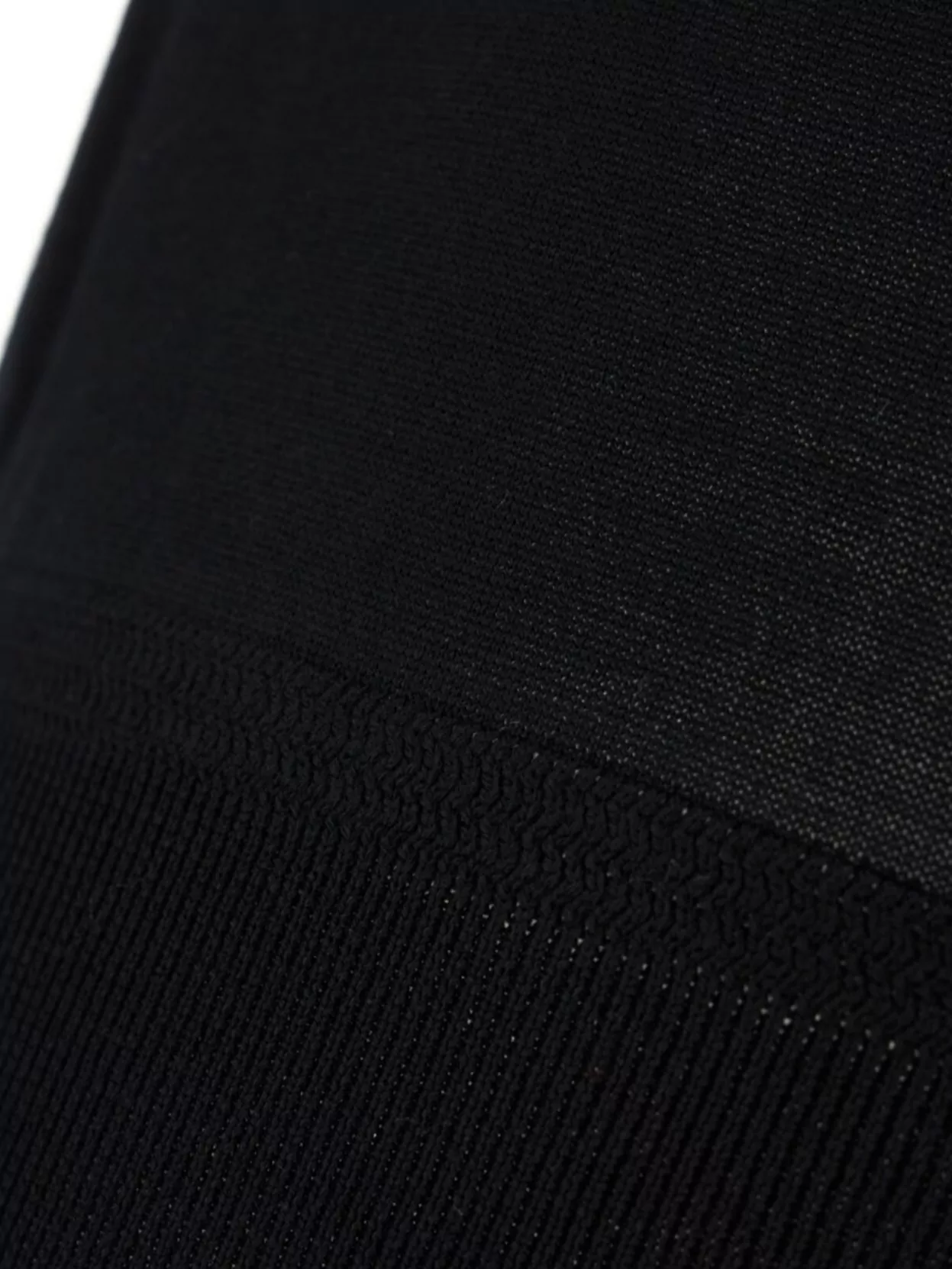 Tom Ford Crew Neck Wool Sweater With Ribbed Cuffs