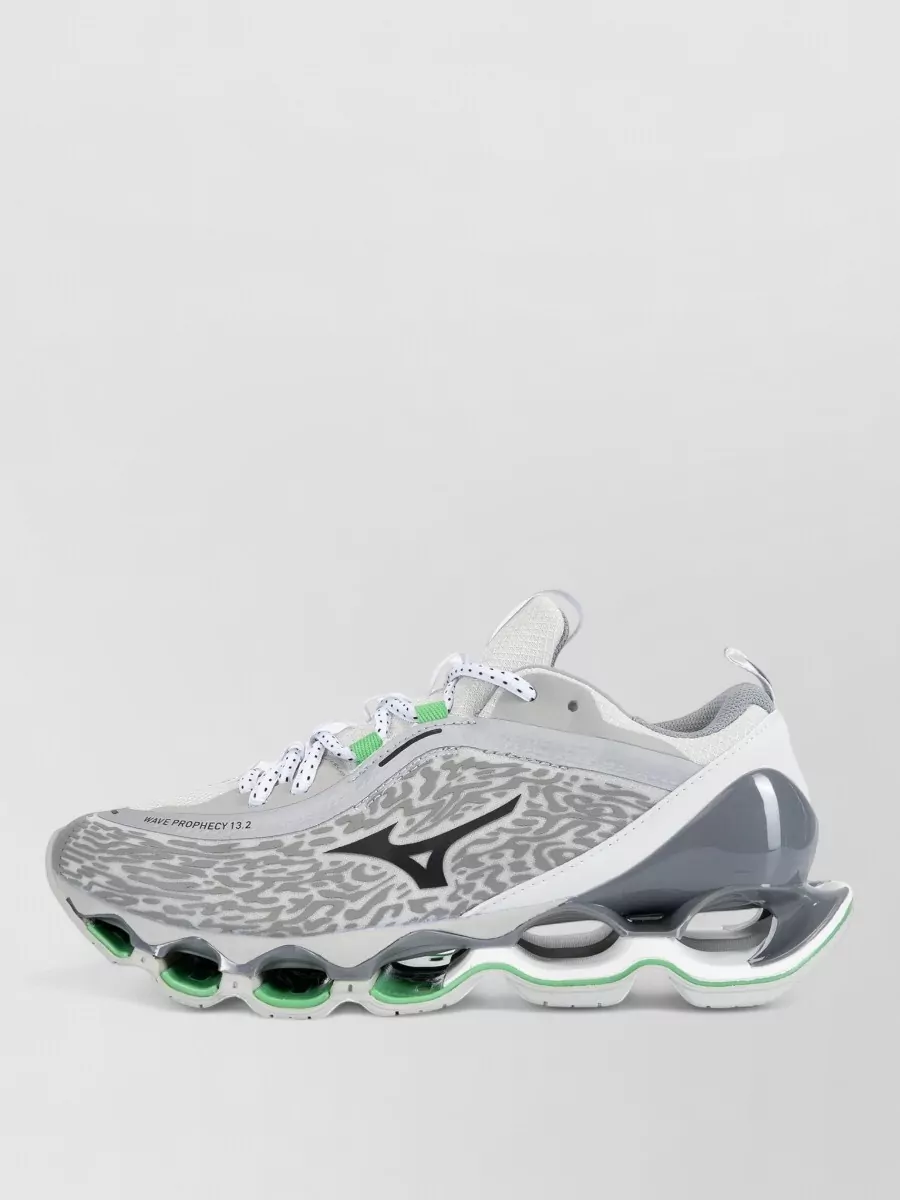 Mizuno Wave Prophecy 13.2 Low-Top Sneakers