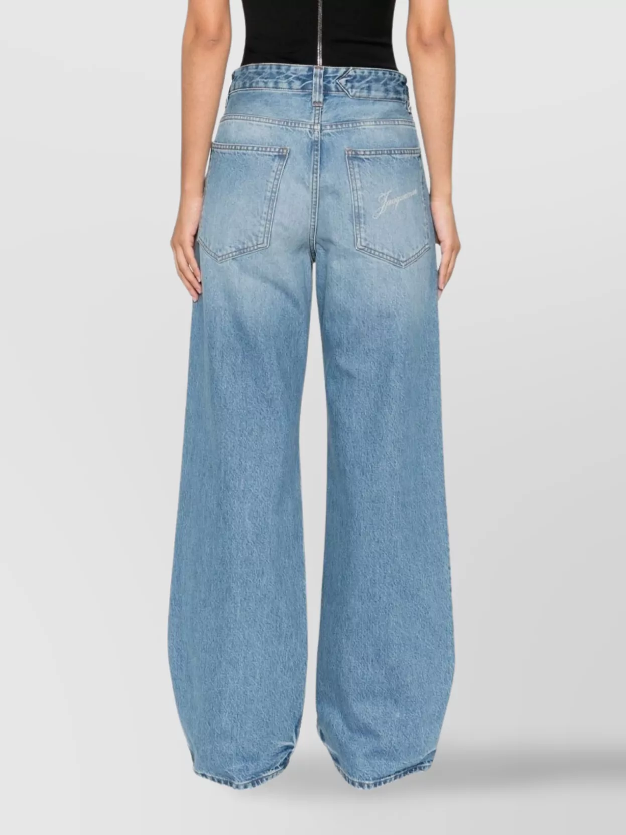 Jacquemus Wide Leg Denim Jeans With Belt Loops