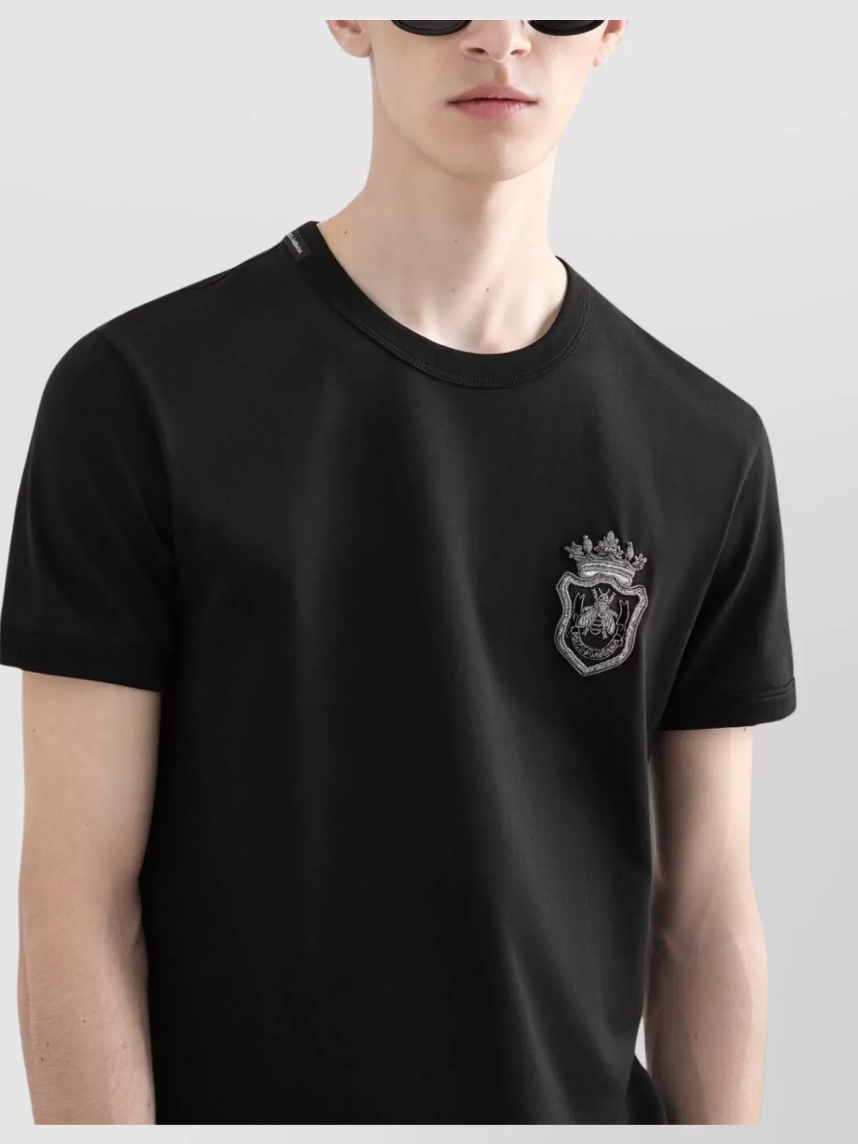 Shop Dolce & Gabbana Cotton T-shirt Crest Patch In Black