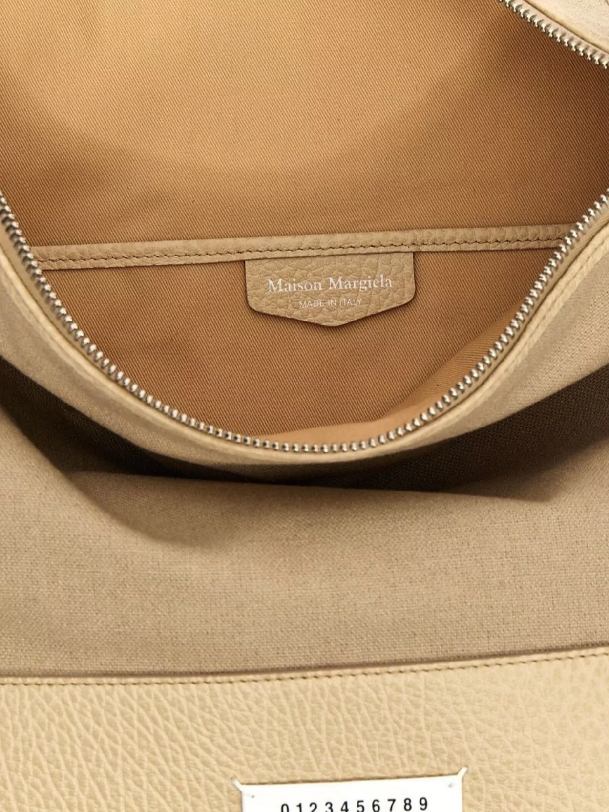 Maison Margiela Medium Hobo Crossbody Bag 5Ac