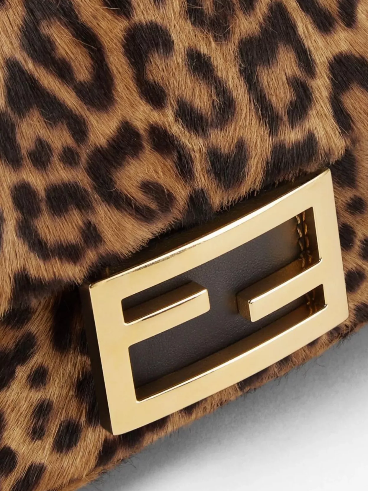 Fendi Mini Baguette Shoulder Bag Chain