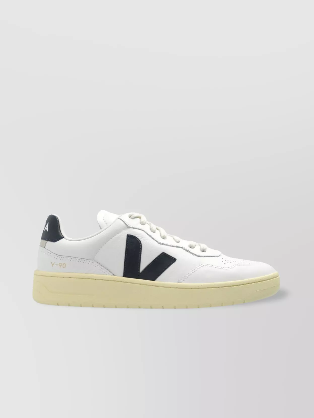 Veja V-90 O.t Leath