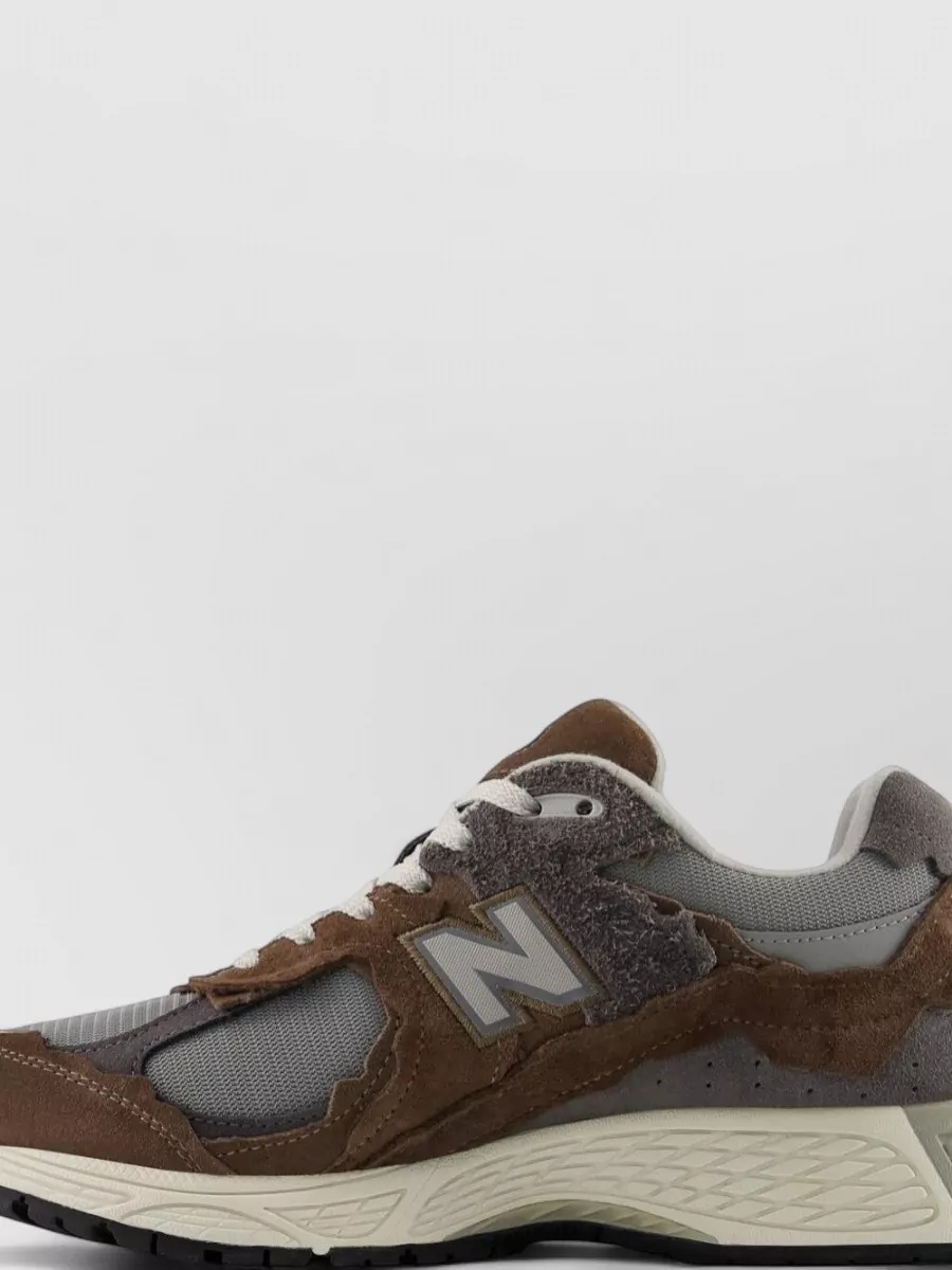 New Balance 2002 Sneakers Mesh Panels Round Toe