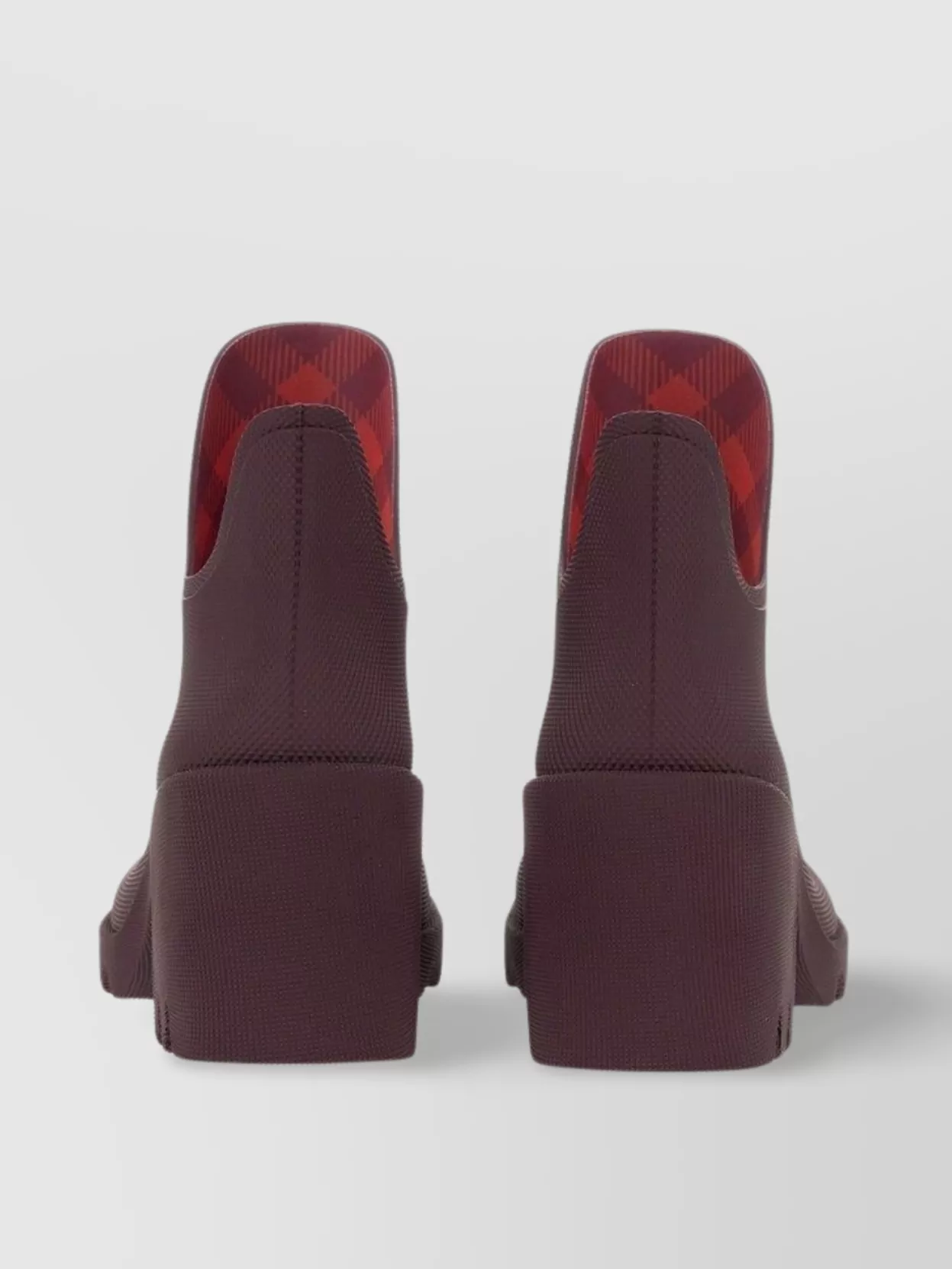 Burberry 70mm Round-toe Slip-on Boots In Multi
