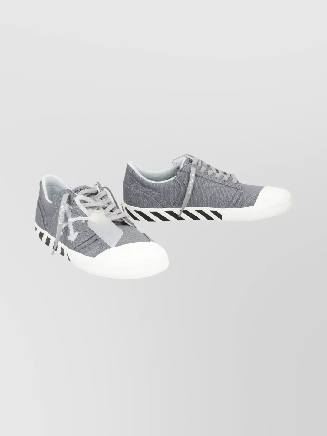 Off-White Low-Top Sneakers Rubber Cap-Toe