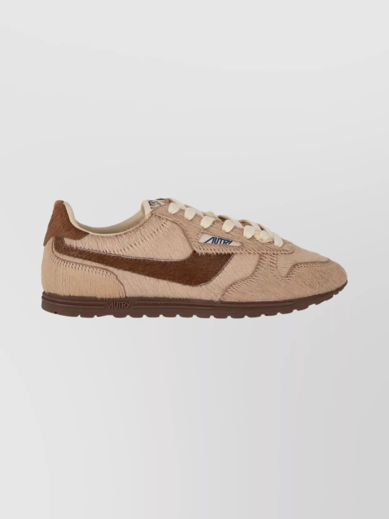 Autry Low Sneakers With Rubber Sole And Texture