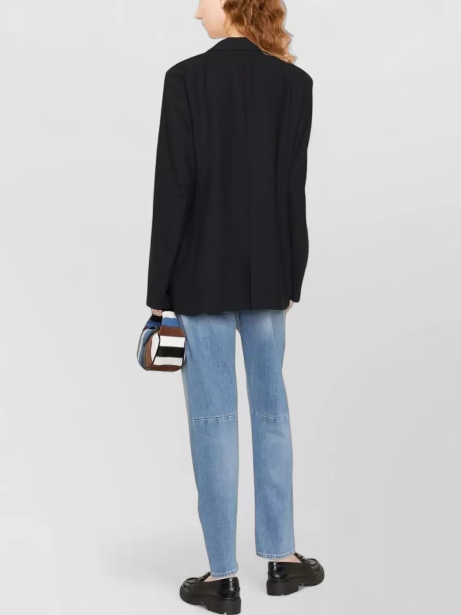 Closed Single-Breasted Blazer